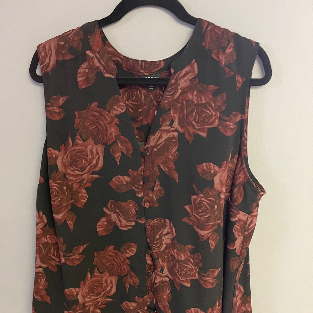 Sleeveless Torrid blouse 2X